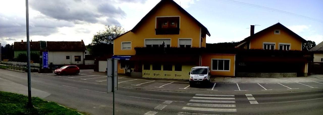 מלון Nasice Restoran I Prenociste Egghus מראה חיצוני תמונה